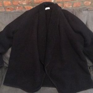 Black fleece Sonoma open cape pullover